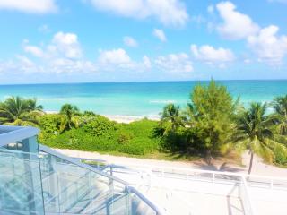 Castle M4 Beachfront Balcony Loft, FREE Parking, Pool, Tennis, Beach Access - Miami Beach - 9