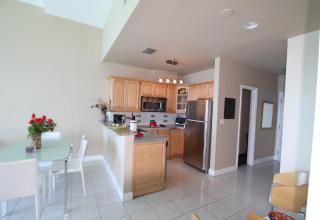Castle Ph2 Balcony Oceanfront Condo, Beach Access, Pool, Tennis, Free Parking - 9