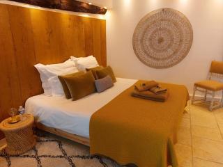 Chez Laurette - Charming apartment in historic village near Versailles - 9
