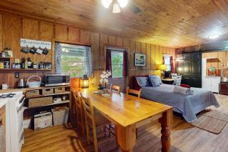Hammock House - Morriston - 1