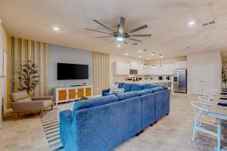 Lana Leisure - Davenport - 1