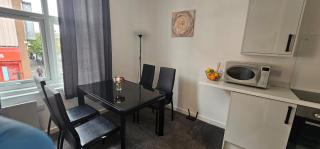 City Blessed Aptm 5 with free parking - South Shields - 9