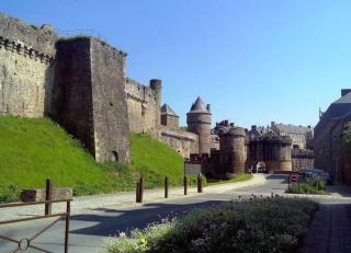 House at the foot of the castle of Fougeres - Fougères - 6