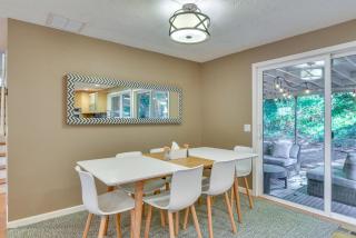 Lake Oswego Home with Covered Patio Near Portland! - Lake Oswego - 4