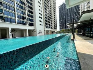 Seventeen Suite at Trefoil Setia Alam - Shah Alam - 1