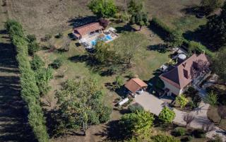 Lovely 8 Persons House in Alles-sur-Dordogne - 2