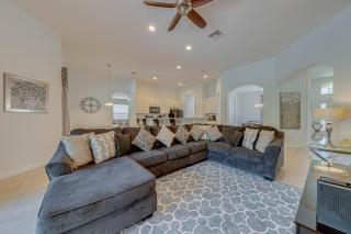 #350-Stunning Villa with Modern Decor, West Facing Pool Overlooking Private Conservation Land - Davenport - 0