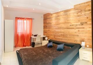 4BR 4BATH XL Bugibba Home, Sea View balcony & BBQ - 3