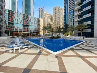 StoneTree - Furnished 1 BR in Bay Central - Dubai - 8