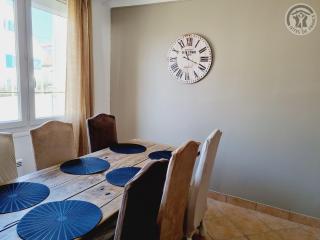 Maison calme avec jardin, terrasse, boulodrome et garage - Proche commerces et Disneyland Paris - FR-1-532-21 - - 2