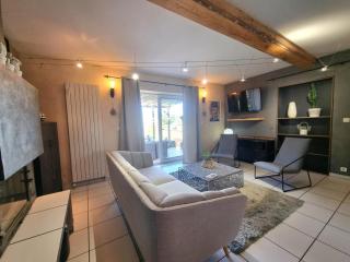 Gîte authentique avec terrasse et tout confort, entre Monts du Lyonnais et bassin Stéphanois - FR-1-496-299 - 5