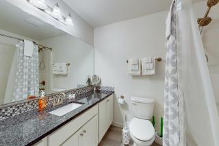 Hale Nahele - Rockaway Beach - 4