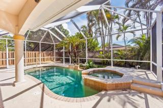 Peaceful Palms - Naples - 8