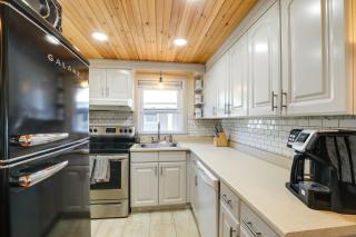 Riverfront New Hampshire Cottage with Boat Dock - 2