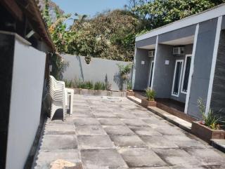 Pousada Recanto Beach House - Cabo Frio - RJ- Unamar- Cond Florestinha - 1 min a pé da praia - Tamoios - 4