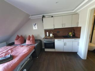 Neumühler Hof- Ferienwohnung "Benjamin" mit großer Privater Dachterasse und guter Anbindung in die City - Schwerin - 3