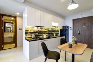 AT-HOME RIVER GATE Apartment near Ben Thanh Market - Ho Chi Minh - 4