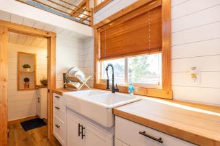 Aloha Tiny Home - Apple Valley - 6