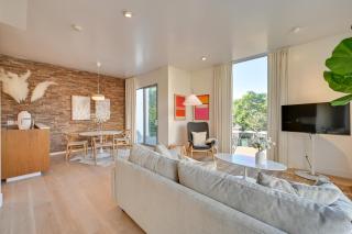 Rooftop with Views Modern Little Italy Townhome - San Diego - 6