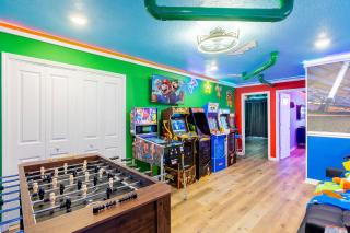 Themed House Private Game Room and pool on Resort - Davenport - 4