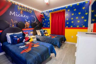 Incredible Thematic House with Pool and Game Room - Davenport - 9