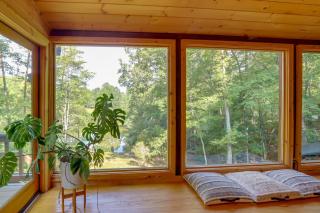 Blue Ridge Cabin with Hot Tub and Private Lake! - Morganton - 4