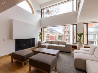 Stunning 3BR Triplex in Rosales - Bogotá - 9