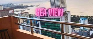 Family Room Affordable, Cheapest Deluxe Double Unit in Manila with 2 Balconies & 2 Bathrooms 25 Percent Discount, Free Sauna & Pool Access Near Manila Bay, Robinsons Place Ermita, Pgh, Bellagio, UP, Pedrogil, US Embassy, NAIA Airport Updated 2024 - Manila - 1