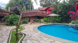 North Shore Maresias Studios p 2 3 e 4 pessoas 2 quadras da praia mini cozinha completa tv ar cond wifi estacionamento roupa de cama e banho - 0