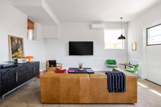 5 Min to UT, Congress - Modern Home in DT East ATX - Austin - 6