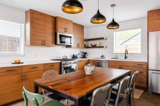 5 Min to UT, Congress - Modern Home in DT East ATX - Austin - 7