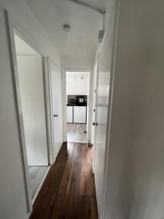 Canary Wharf Haven - Spacious & Homely Entire 1 Bedroom Flat - Londra - 1