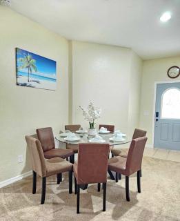 Cheerful 4bed 3bath with pool home near Disney - Kissimmee - 5