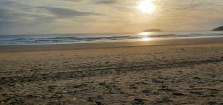 Surfs Up! Oceanfront Home Sleeps 6 steps from the sand - Emerald Beach - 5