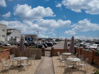 Coast View Apartment - Lyme Regis - 1