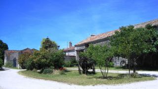 Le Noisetier at Les Hiboux Gites - Chef-Boutonne - 2