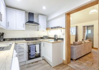 Jasmine Farm Stables - Thorndon - 2