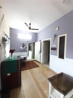 Theatre world 2bhk furnished homestay - 1
