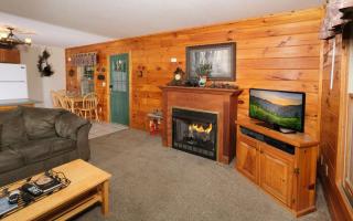 Lorin Aleah - Sevierville - 6