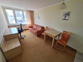 10Q - Z6 Apartment 1003 - 2