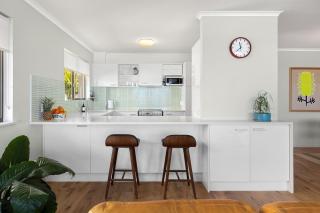 3 Kayannee, 5 Tingira Cres - Sunrise Beach - 8