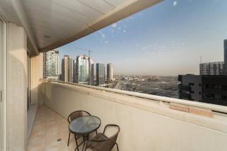 StoneTree - Fully Furnished 1BR near Metro Station - Dubai - 1