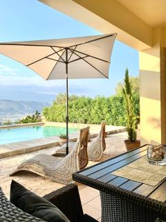 Aggelos and Thisbe Chania Suburbs Sea View Guest House - Chania - 5