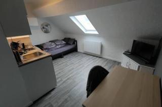 Studio "Sous les toits", Proche Hyper Centre et Commerces ! - Valenciennes - 3