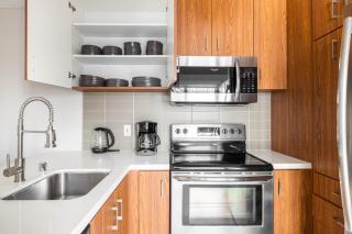 Redondo Beach 1BR w Pool Gym 1 block from beach LAX-438 - 3