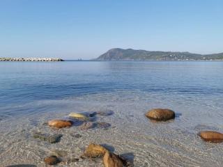 Studi'Hotel cœur Sablettes CLIM parking H24 total autonomie - La Seyne-sur-Mer - 0