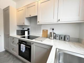 2-Bed Victorian Elegance - 5