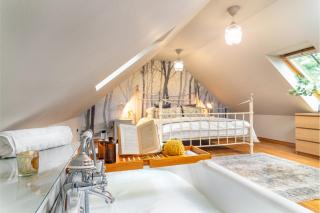 The Jaw Barn - Milngavie - 8