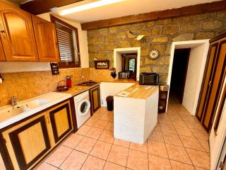 Casa Jeannot typique Corse en pierre, UNIQUEMENT DE SAMEDI EN SAMEDI , 2 pers, f2, 35 m2, jardin 60m2 vue montagne, parking - Monacia-dʼAullène - 4