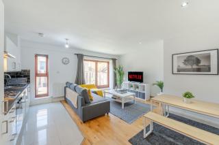 London Waterloo Apartment with Large Private Terrace - View of the London Eye - 1 Bedroom 1 Bath - London - 9